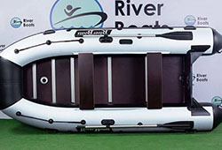   RiverBoats RB  370 ()